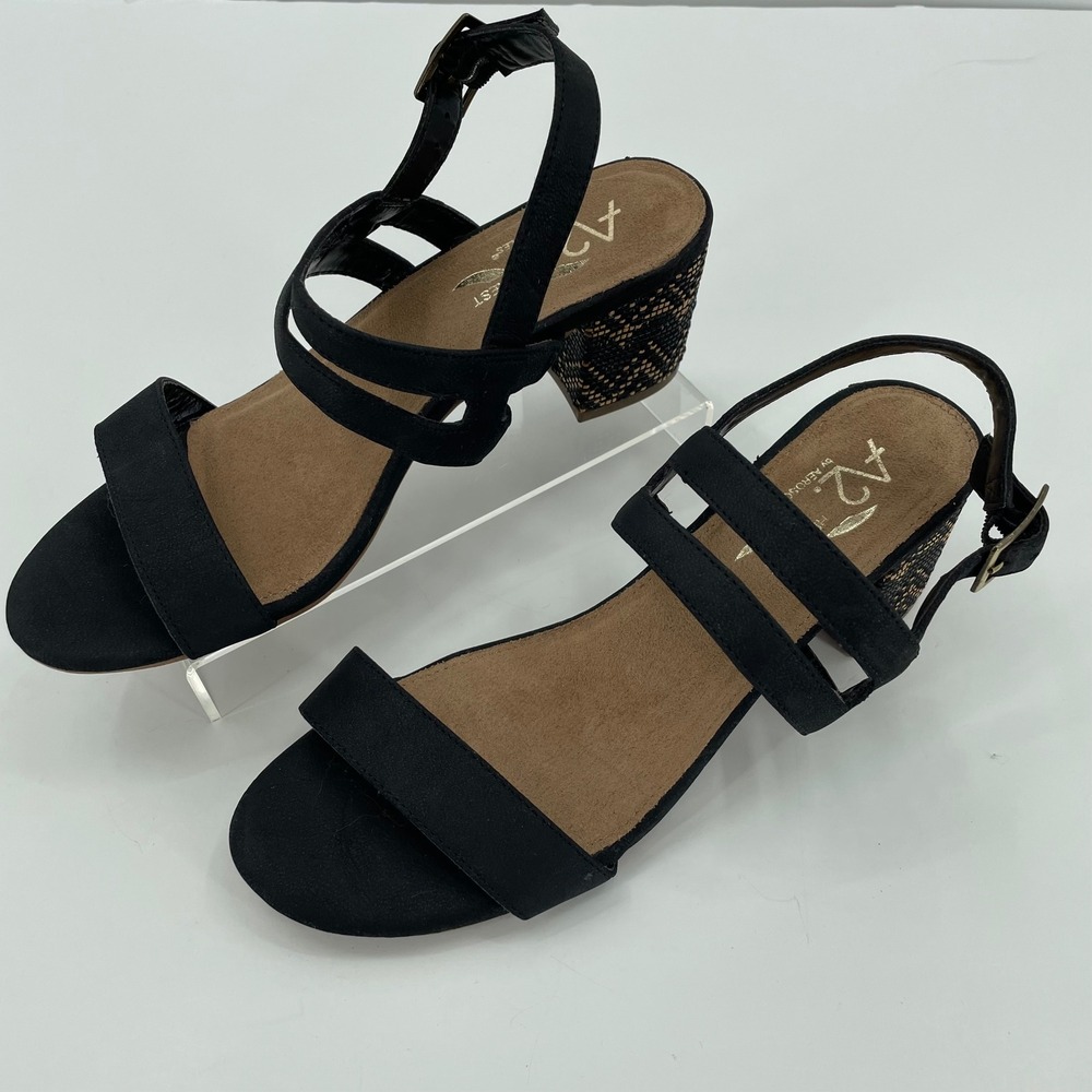 A2 Aerosoles Womens Sandals 8 Black EUC Heelrest Block Heel Woven Detail Strappy - Picture 3 of 11